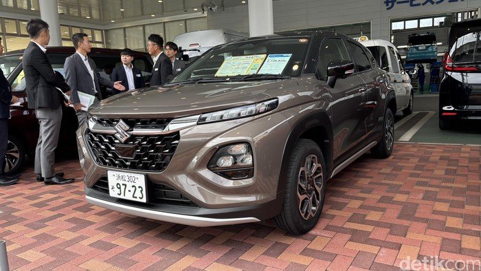 **Perbandingan Spesifikasi dan Harga Suzuki Fronx Indonesia vs Jepang**