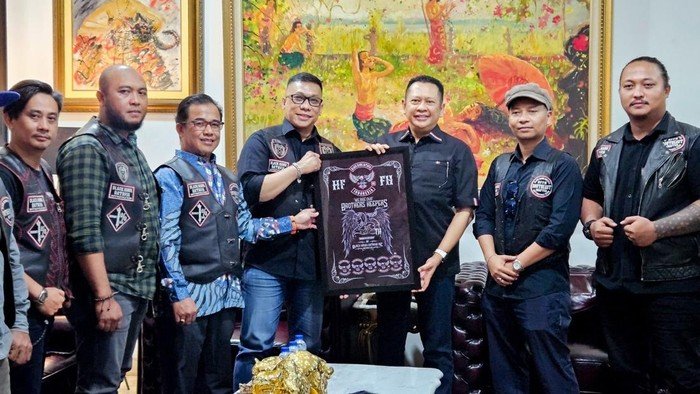 Bamsoet Ajak Komunitas Otomotif Indonesia Menjadi Penggerak Sosial dan Ekonomi