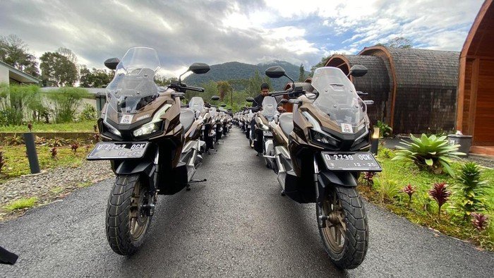 **Honda Dominasi Pasar, Sudah 5,4 Juta Sepeda Motor Terjual di RI Tahun Ini**