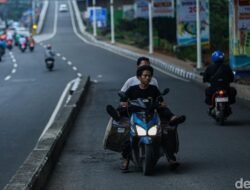 **Ketemu Pengendara Lawan Arah di Jalan Raya: Tips Keselamatan Berkendara yang Efektif**