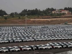 **RI Incar Jual 2 Juta Mobil, Tapi Pajak Jadi Batu Sandungan!**