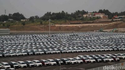 **RI Incar Jual 2 Juta Mobil, Tapi Pajak Jadi Batu Sandungan!**