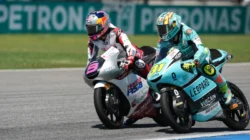 **Bangga! Debut Veda Ega Pratama di Moto3 Thailand, Cetak Finis 5 Besar dengan Performa Terbaik**