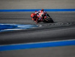 **Bos Michelin Ungkap Penyebab Ban Motor Marquez Bocor, Dialami Martin Juga: Analisis Teknis dan Faktor Performa**
